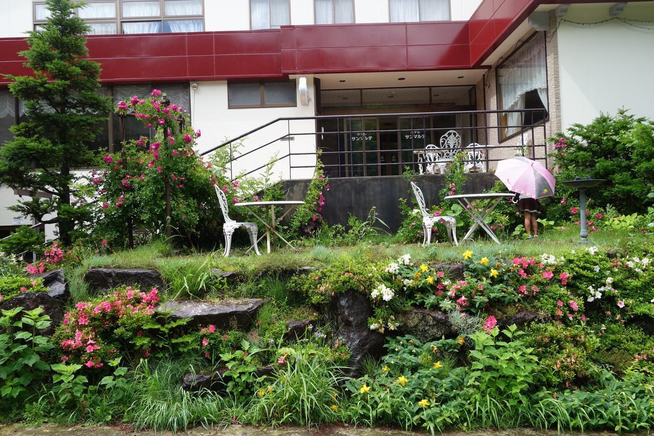 Hotel St. Malte Hakuba Bagian luar foto