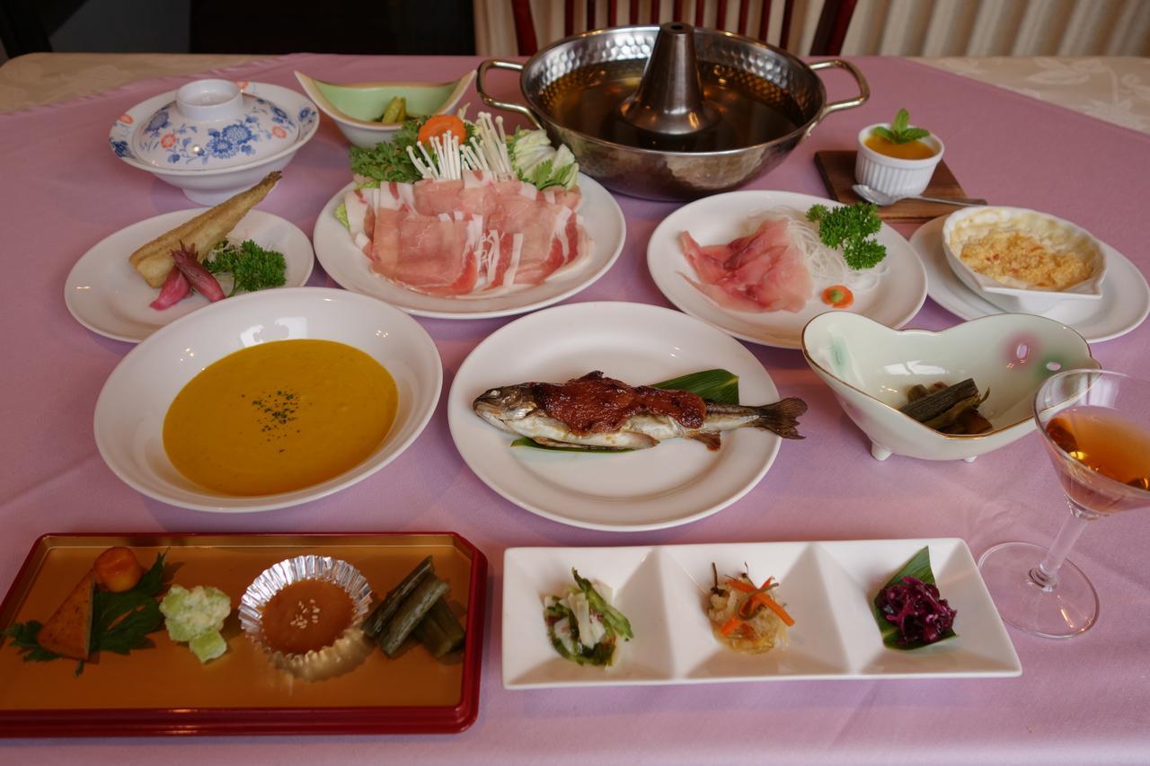 Hotel St. Malte Hakuba Bagian luar foto